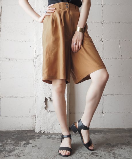 Silk Tuck Shorts OR