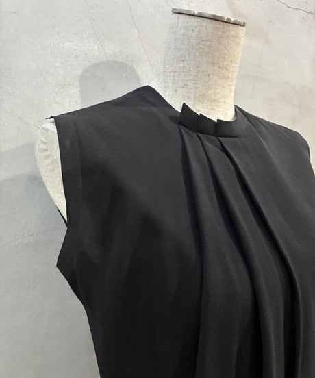 Maison Margiela Drape Design Sleeveless Silk Tops BK
