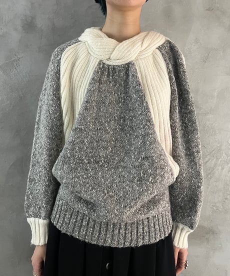 Bicolor Design Sweater GRWH