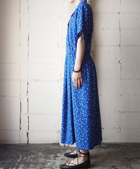 Triangle Pattern Open Collar Dress BL