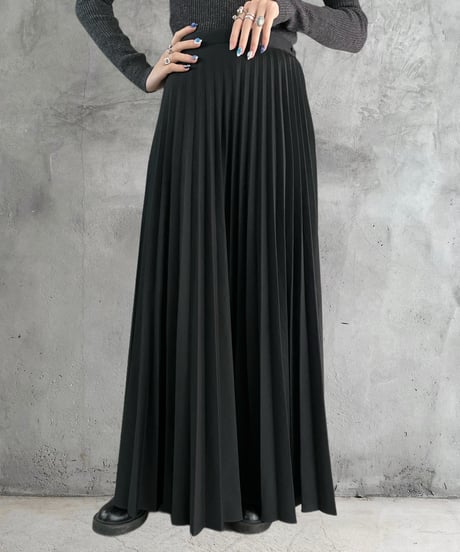 Pleated Long Skirt BK