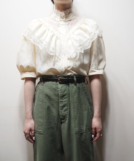 Puff Sleeve Lace Design Blouse IV