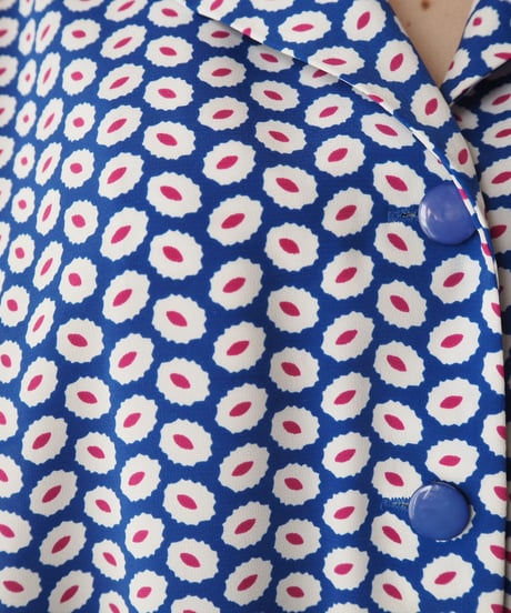 1980's Open Collar Small Pattern Dress BLWH