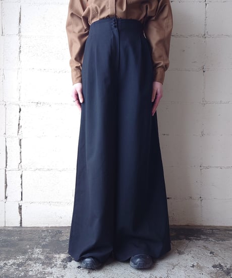 Super Wide Tuck Pants BK