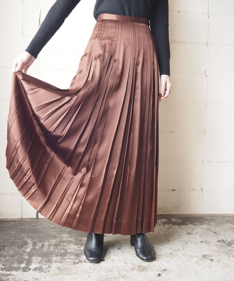 Satin Pleated Long Skirt BR