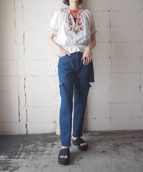 1970-1980's Hangary  Embroidery Blouse WHRE
