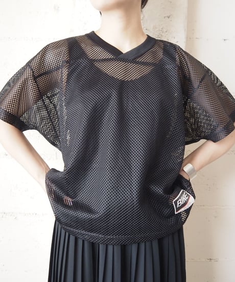 V Neck Mesh Tee BK