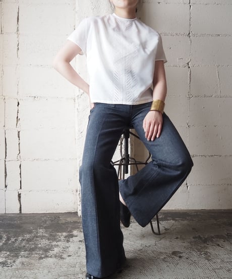 Back Button Collarless Blouse WH
