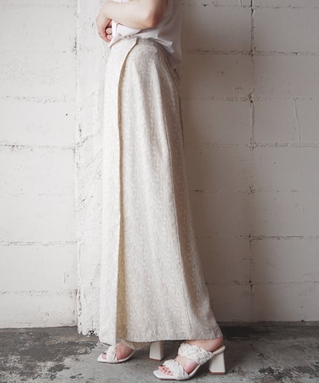 Flower Pattern Wrap Skirt BEIV