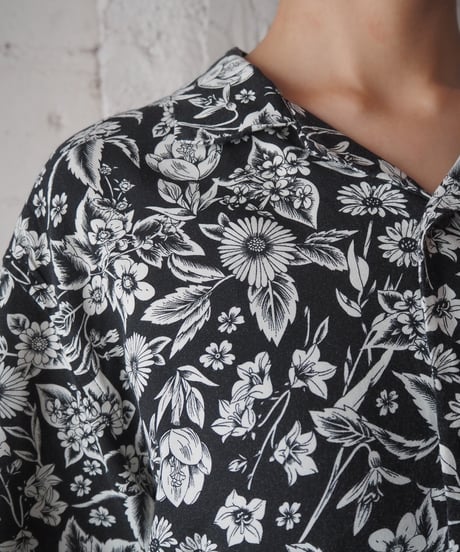 S/S Flower Print Open Collar Shirt BK