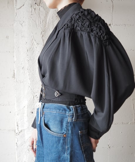 Smocking Shoulder Cropped Jacket BK