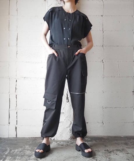 Double Breasted Collarless Blouse BK
