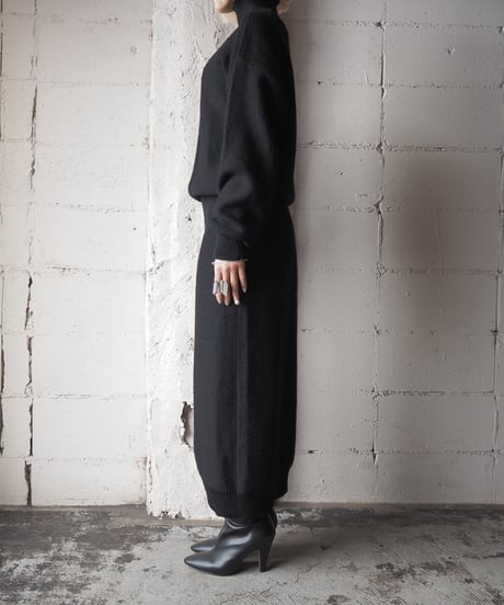 1980’s Mock Neck Rib Knit Dress BK