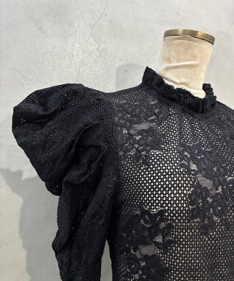 Gathered Puff Sleeve Lace Bodysuit BK