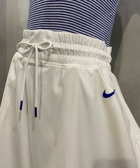 NIKE Mesh Hem Flared Skirt WHBL