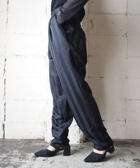 Shadow Stripe Back Button Tuck Pants BK