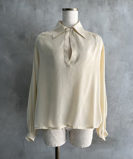 Skipper Collar Blouse IV