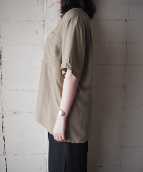 BARRY BRICKEN Open Collar Short Sleeve Silk Shirt BE