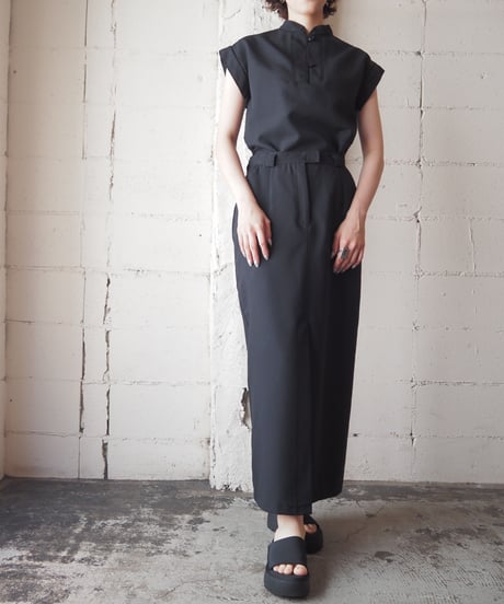 Front Slit Tight Skirt BK