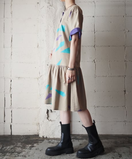 Lowrise Collarless Dress BE