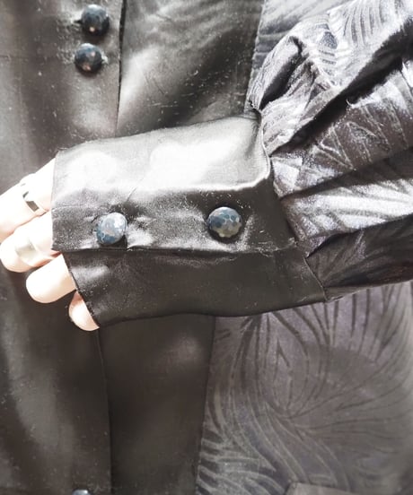 Flockey Pattern Satin Jacket BK