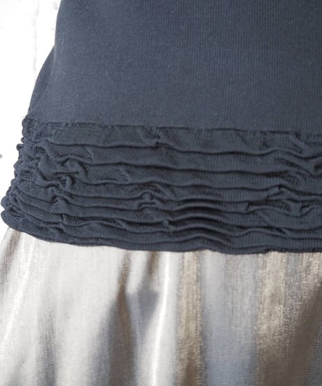 Gather Design Mock Neck Knit BK