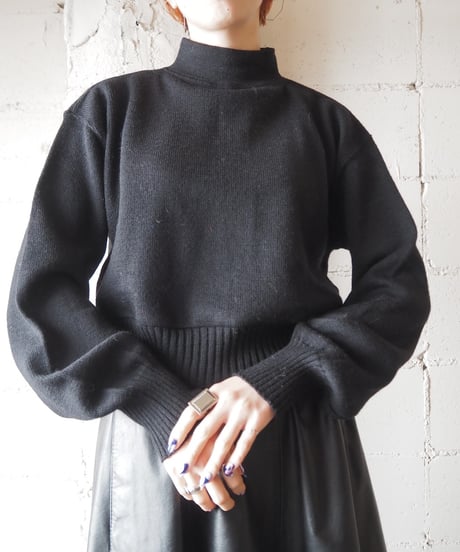 Remake 1970's Short Knit BK