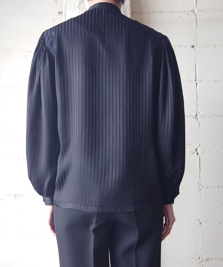 Shadow Stripe Volume Sleeve Blouse BK