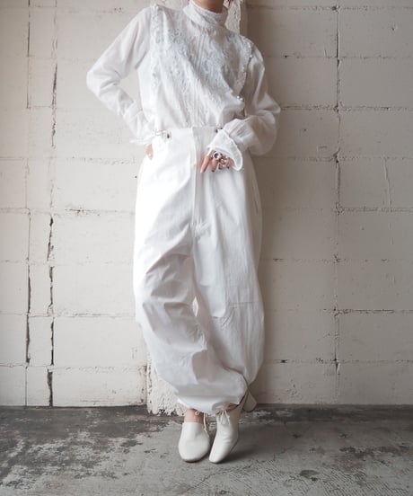 Back Drawstring Embroidery Blouse WH
