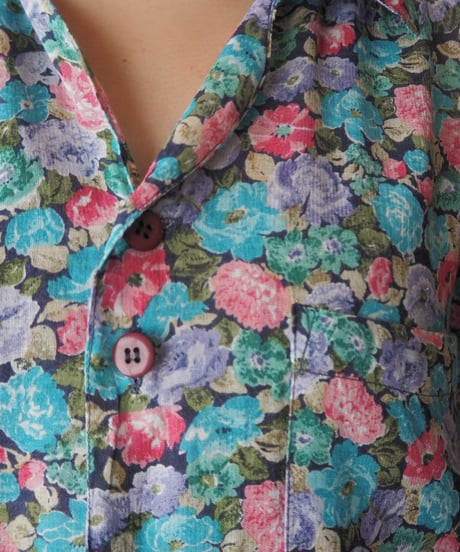 Flower Pattern Open Collar Shirt BLPI