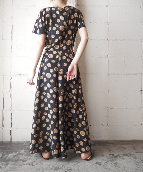 Flower Pattern Collarless Dress BKBE