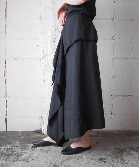 Front Drape Nylon Skirt BK