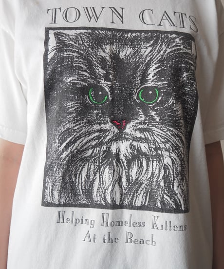 'TOWN CATS' Tee WH
