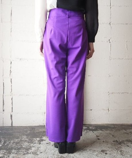 Straight Tuck Pants PUR