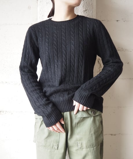 LAUREN Cashmere Cable Knit BK