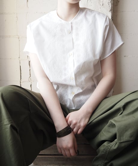 1970's Collarless Cutwork Shirt WH