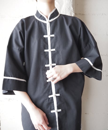 Bicolor piping China Shirt BK