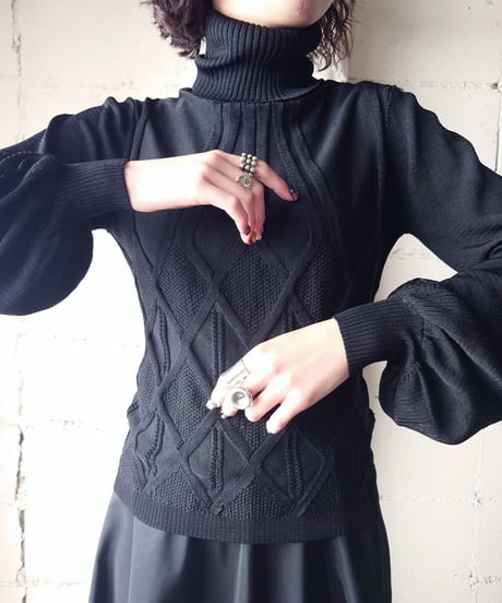 Rhombus Pattern Puff Sleeve Knit BK