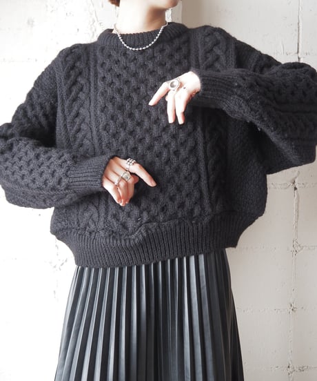 Cropped Piece Dyeing Fisherman Knit BK