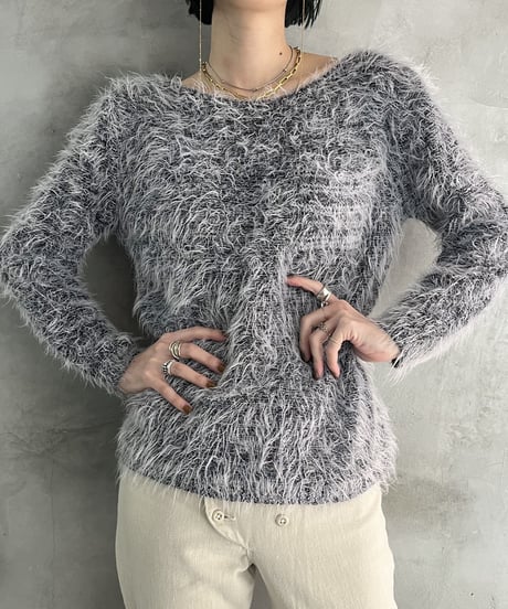 Shaggy Knit BKWH