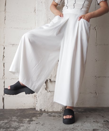 Tuck Gaucho Pants WH