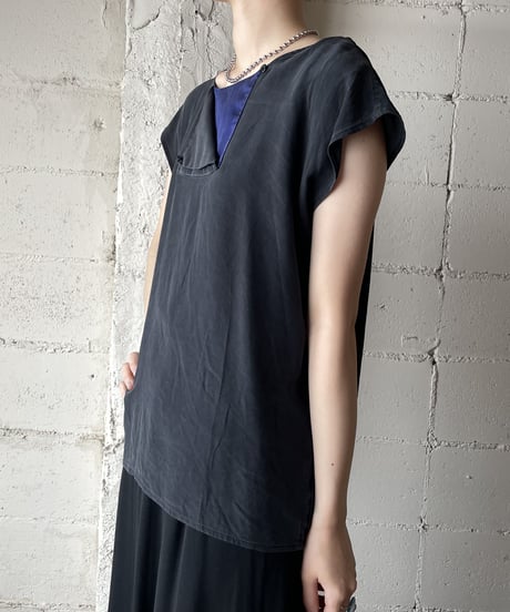 1980's Front Design Bicolor Blouse BK PUR