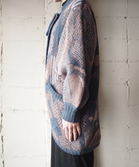 Design Neck Pattern Cardigan GRPI