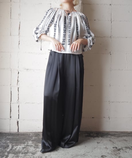Romanian Hand Embroidered Blouse WHBK