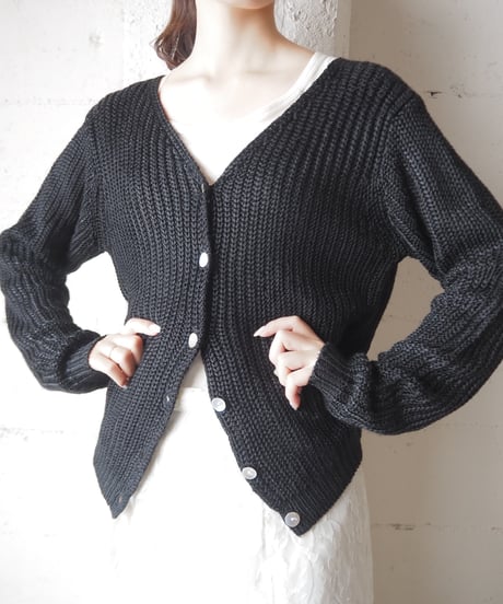 Shell Button Knit Cardigan BK