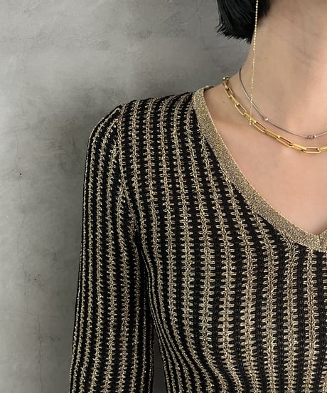 Shiny Design V Neck Cut Sew GOSI
