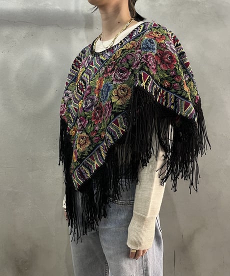 Flower Pattern Gobelin Fringe Collar BK