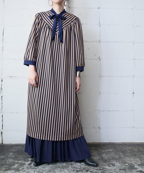 Stripe Boe Collar Dress NVBE