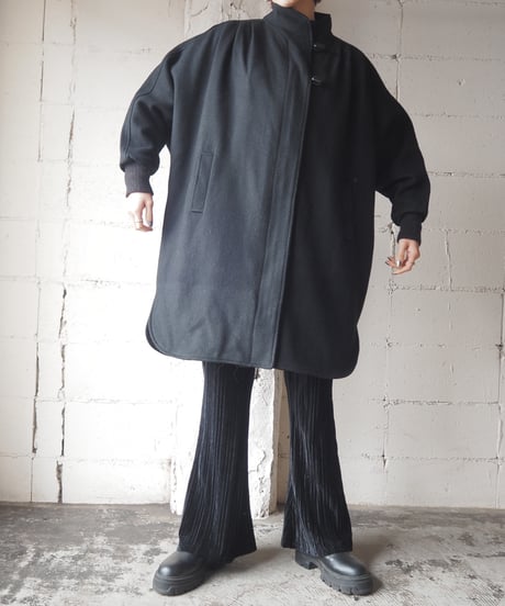 Tuck Shoulder Dolman Sleeve Coat BK