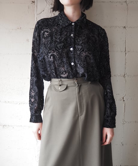 LAURA ASHLEY Opal Velour Pattern Shirt BK